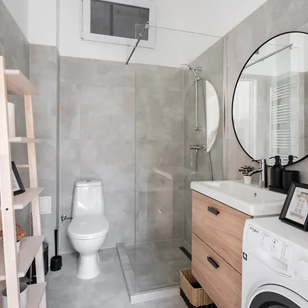 Empire Echo 2-bdr Apartment Budapest